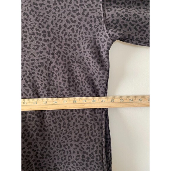 Fabletics Womens Gray Onesie Leopard Print Forever Fleece Hooded Size L - Picture 9 of 14